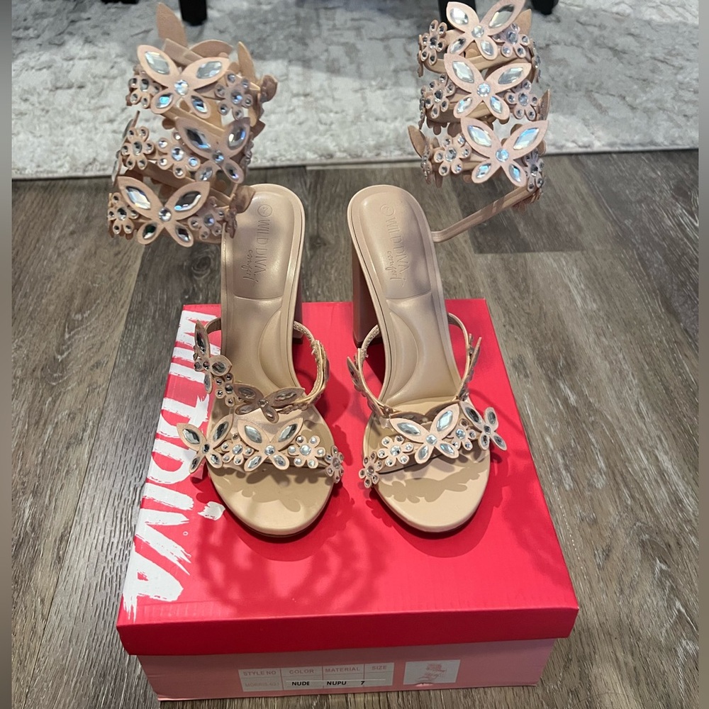Ankle Wrap Rhinestone Sandals (NWT) - Picture 2 of 3